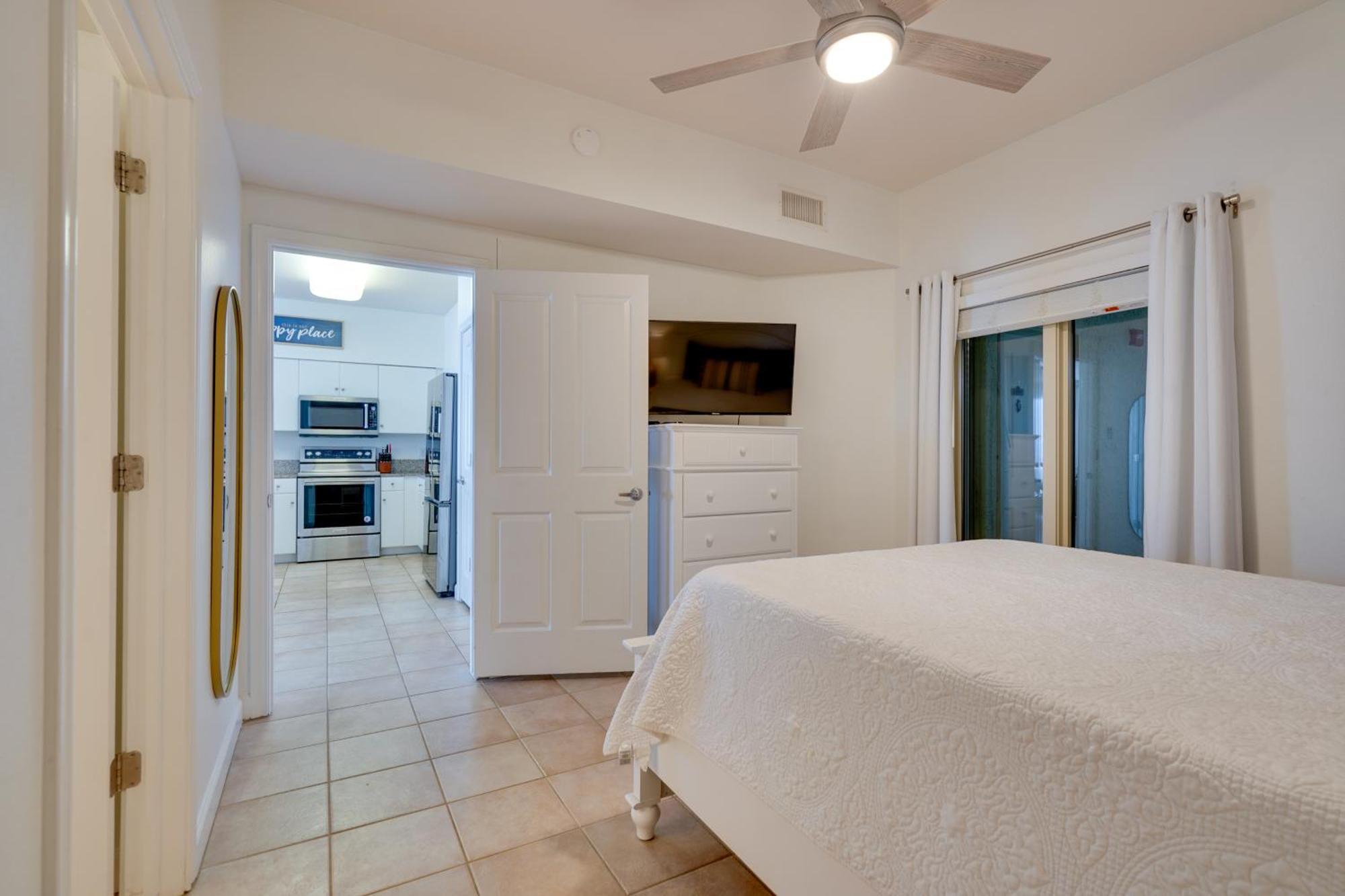 Beachfront Pcb Condo With Ocean View, Pool Access! Панама-Сити Экстерьер фото